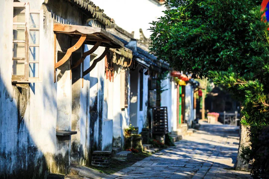 深度了解三年级男孩的爸爸妈妈总是打击、否定孩子,怎么办?的红迪网平台